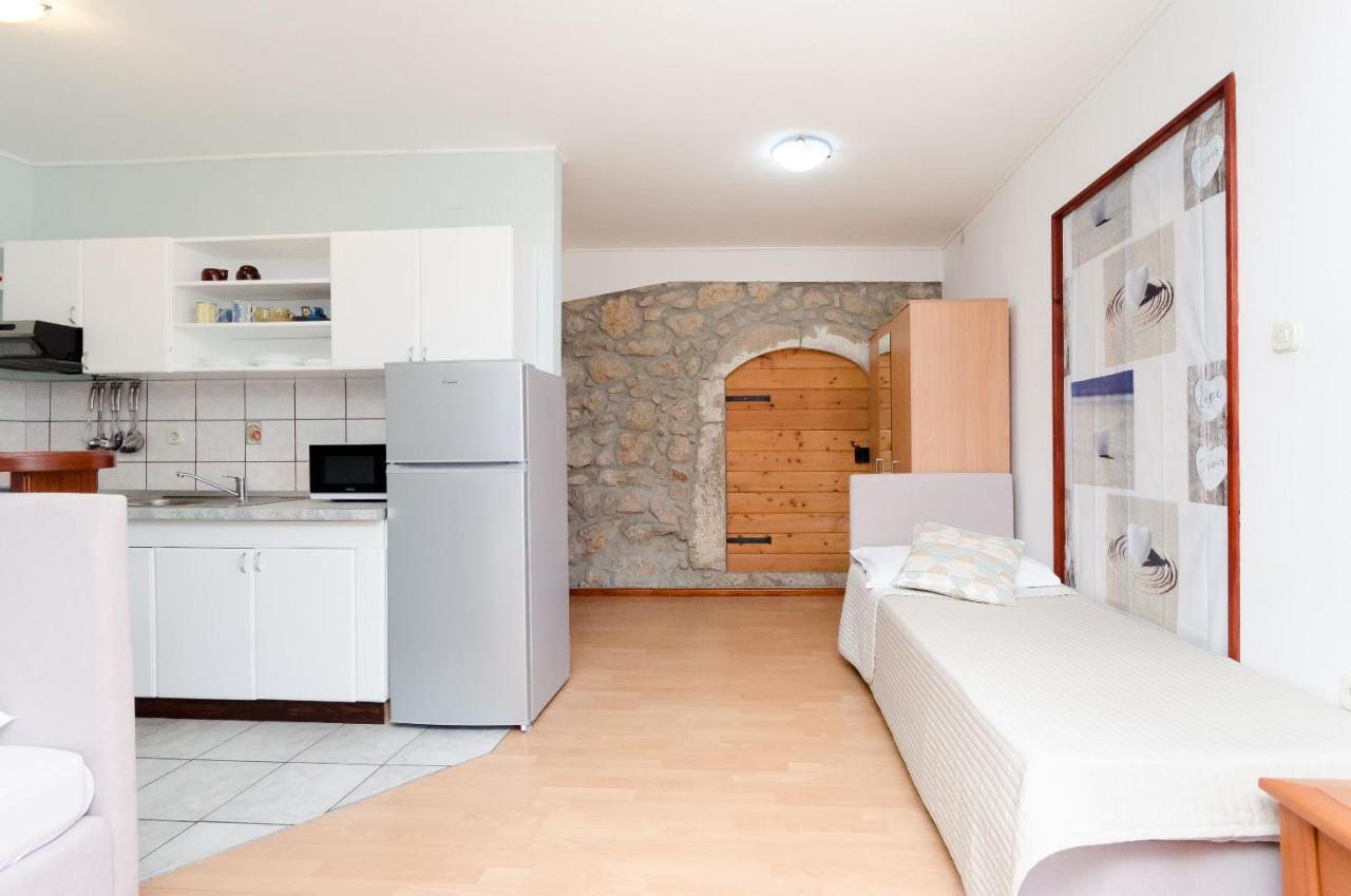 Apartment Goran Novi Vinodolski Bagian luar foto