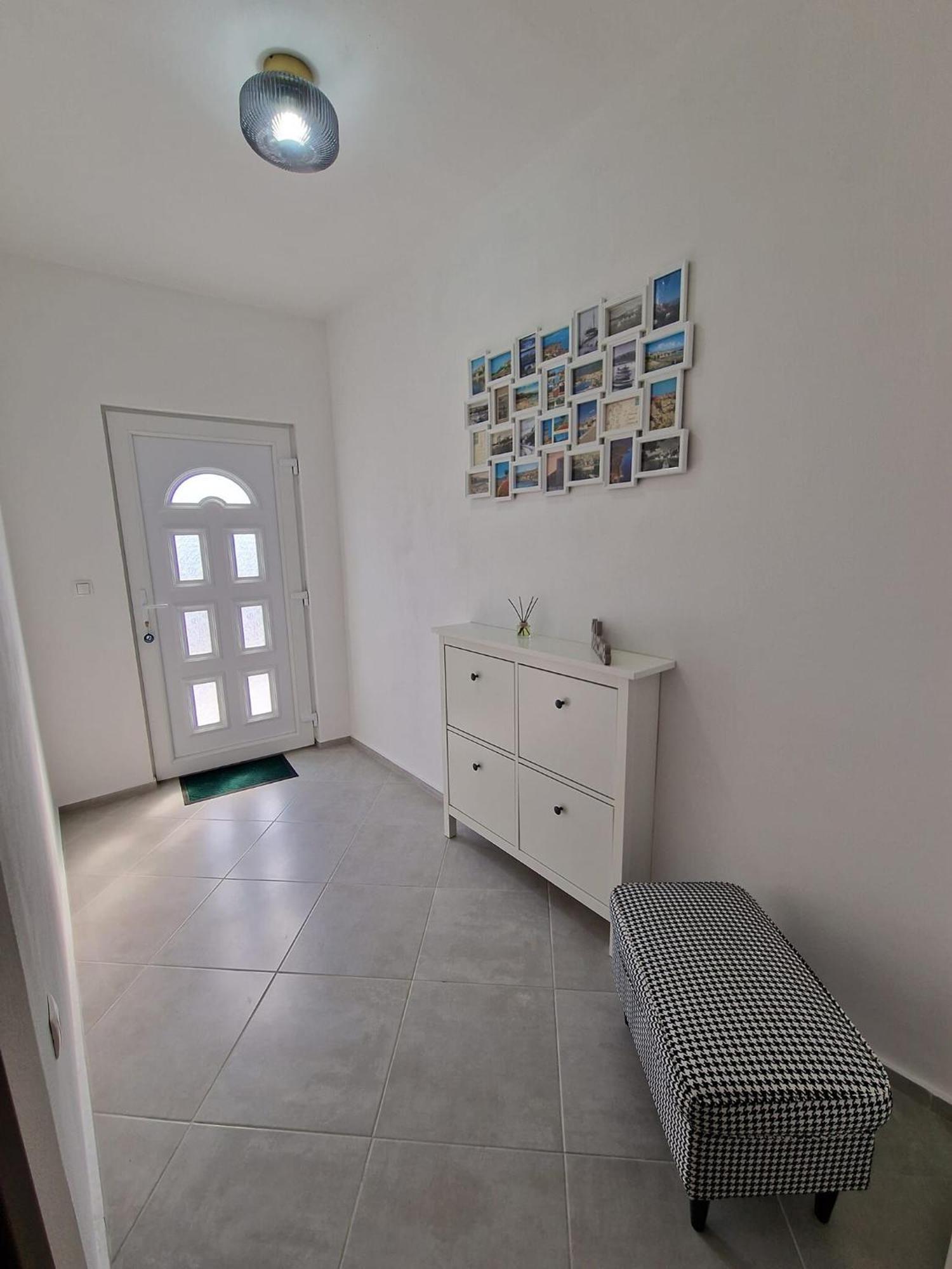 Apartment Goran Novi Vinodolski Bagian luar foto